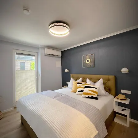 Apartment Am Eg *